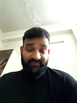 Snapshot of Fun_Guuy chatting on 01/01/25, 07:10 Fun Guuy online show from 01/01/25, 07:10