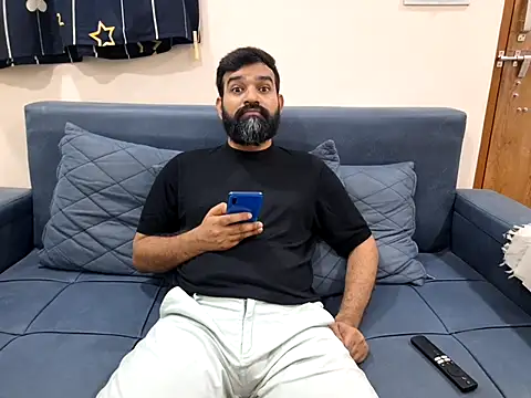 Snapshot of Fun_Guuy chatting on 09/16/25, 11:33 Fun Guuy online show from 09/16/25, 11:33