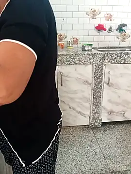 Saroj-Shah online show from 10/18/25, 05:21