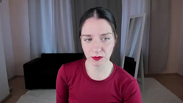 Snapshot of helentasty chatting on 10/18/25, 02:47 helentasty online show from 10/18/25, 02:47