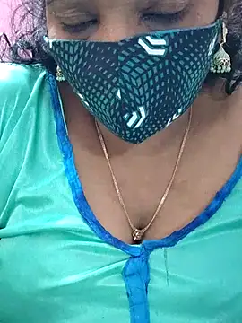 Snapshot of mallu-sumi chatting on 01/29/25, 05:19 mallu-sumi online show from 01/29/25, 05:19