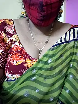 Snapshot of mallu-sumi chatting on 01/29/25, 05:13 mallu-sumi online show from 01/29/25, 05:13