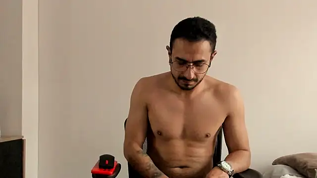 pablo-rincon95 online show from 12/31/24, 08:12