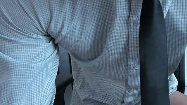 pablo-rincon95 online show from 02/05/25, 06:04