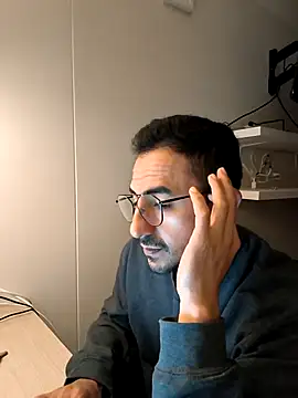 pablo-rincon95 online show from 03/12/25, 11:44