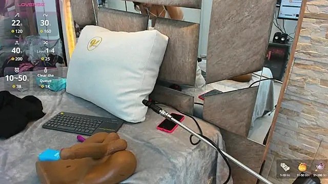 adela chase online show from 03/17/25, 02:41