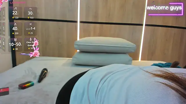 adela chase online show from 10/27/25, 02:48