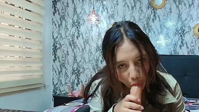 Emily Trujillo online show from 03/14/25, 04:30