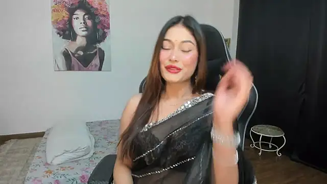 Snapshot of GoddessAnna chatting on 12/31/24, 06:13 GoddessAnna online show from 12/31/24, 06:13
