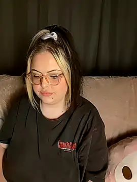 ChubbyBubs online show from 10/27/25, 04:44