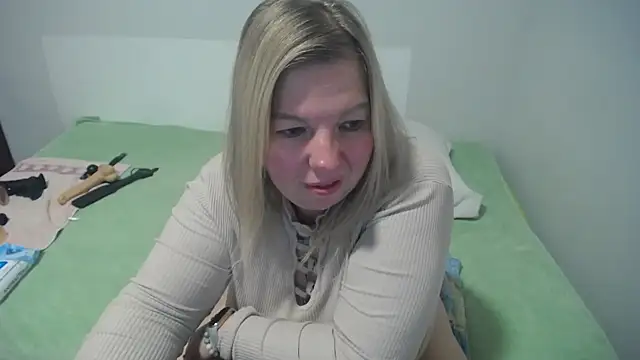 Snapshot of MARGARET_gem chatting on 03/01/25, 04:44 MARGARET gem online show from 03/01/25, 04:44
