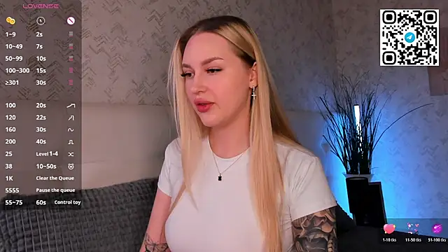 Carol  Cox online show from 11/10/25, 12:42