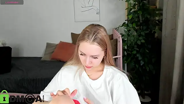 Carol  Cox online show from 11/17/25, 10:48