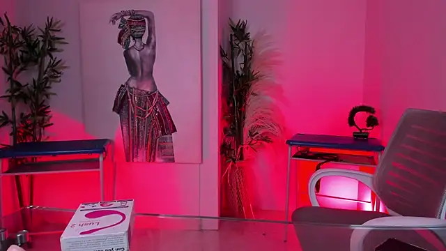 lilith-deveraux online show from 02/17/25, 12:27