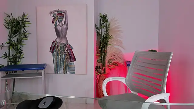 lilith-deveraux online show from 02/19/25, 12:11