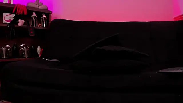 lilith-deveraux online show from 02/21/25, 06:37