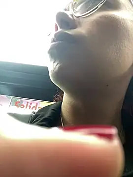 lilith-deveraux online show from 03/21/25, 12:06