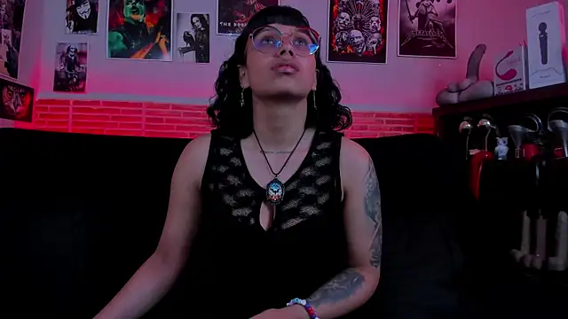 lilith-deveraux online show from 09/17/25, 02:41