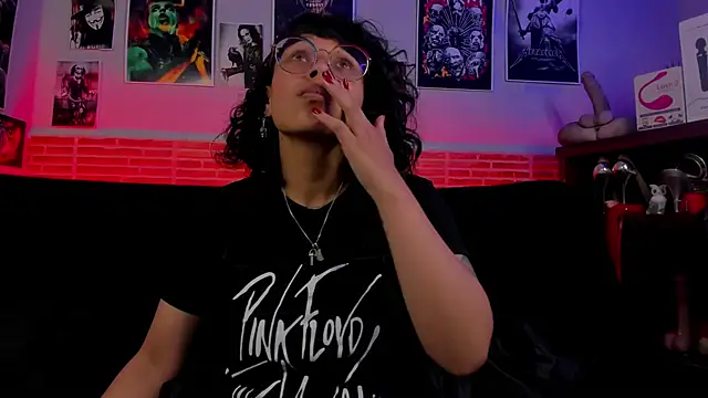 lilith-deveraux online show from 09/23/25, 09:18