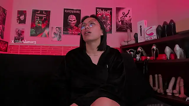 lilith-deveraux online show from 10/15/25, 01:44