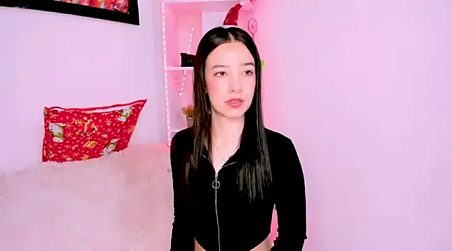 Manuelaa mejiia online show from 12/29/24, 12:45