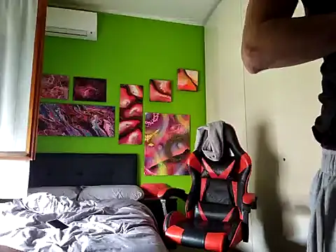 MASTERBULLY online show from 10/12/25, 02:38