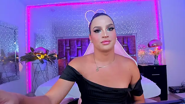 KylieVictoria online show from 10/10/25, 04:55