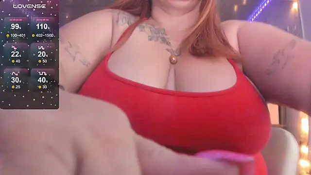 Snapshot of Ivonnee__ chatting on 03/19/25, 04:47 Ivonnee online show from 03/19/25, 04:47