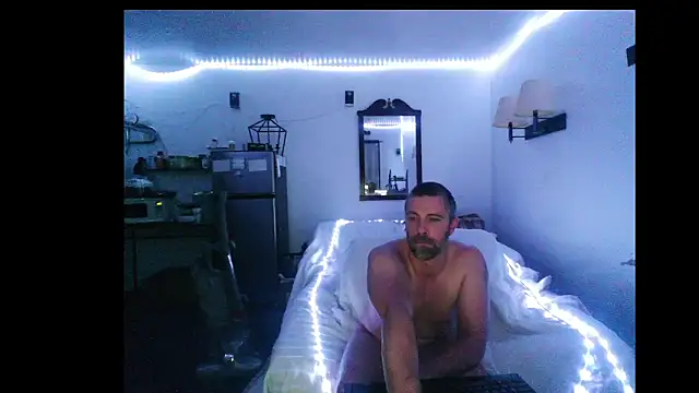 Snapshot of Cooperstone chatting on 12/09/24, 09:58 Cooperstone online show from 12/09/24, 09:58