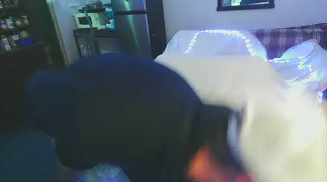 Snapshot of Cooperstone chatting on 12/10/24, 07:16 Cooperstone online show from 12/10/24, 07:16