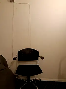 Snapshot of Cooperstone chatting on 02/14/25, 12:41 Cooperstone online show from 02/14/25, 12:41