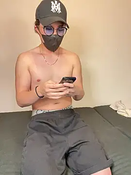 Snapshot of xxx_men chatting on 10/17/25, 05:59 xxx men online show from 10/17/25, 05:59