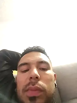 Snapshot of xxierra chatting on 12/20/24, 02:08 xxierra online show from 12/20/24, 02:08