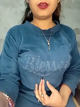 Snapshot of Shanaya_Hotty chatting on 01/11/25, 06:01 Shanaya Hotty online show from 01/11/25, 06:01