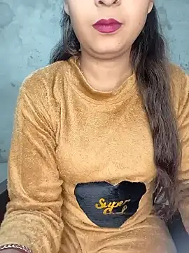 Snapshot of Shanaya_Hotty chatting on 01/12/25, 04:08 Shanaya Hotty online show from 01/12/25, 04:08