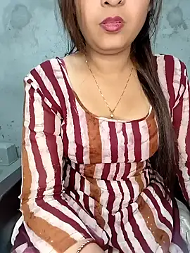 Snapshot of Shanaya_Hotty chatting on 01/28/25, 11:50 Shanaya Hotty online show from 01/28/25, 11:50