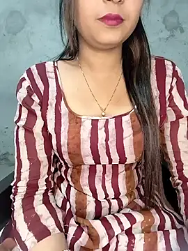 Snapshot of Shanaya_Hotty chatting on 01/29/25, 08:25 Shanaya Hotty online show from 01/29/25, 08:25