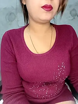 Snapshot of Shanaya_Hotty chatting on 02/26/25, 08:44 Shanaya Hotty online show from 02/26/25, 08:44