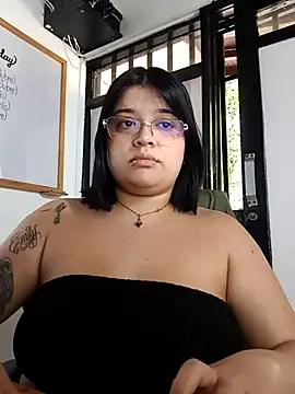  ValeryStone  online show from 11/09/25, 12:36