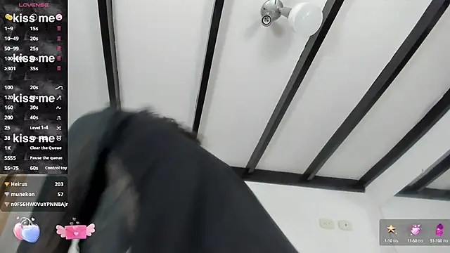 Milkdulce1 online show from 02/02/25, 08:24