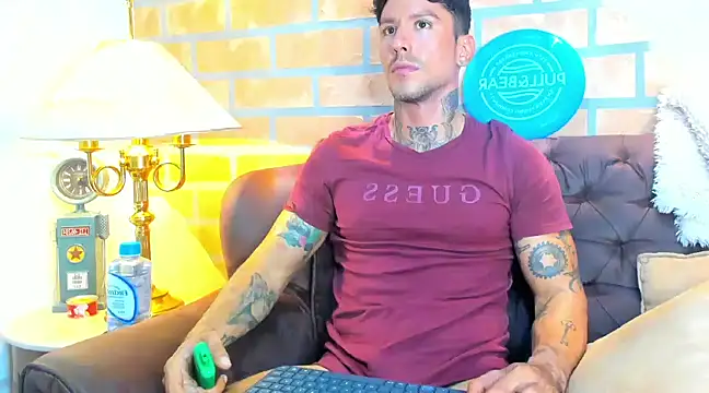 Dylanstonne online show from 02/28/25, 10:17