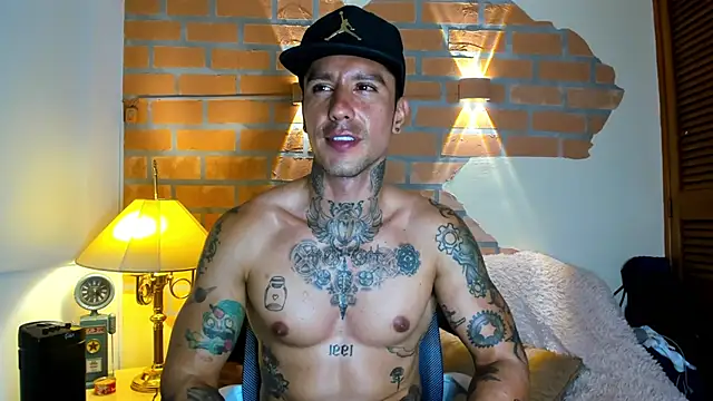 Dylanstonne online show from 03/08/25, 04:12