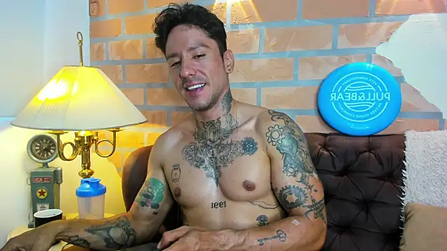 Dylanstonne online show from 03/09/25, 01:48