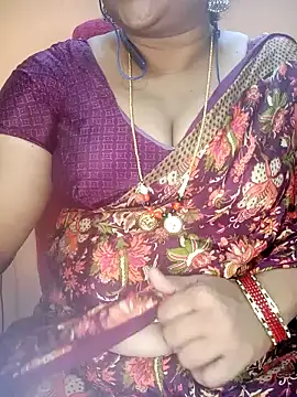 Snapshot of Sexy-Telugunayana2 chatting on 01/21/25, 01:11 Sexy-Telugunayana2 online show from 01/21/25, 01:11
