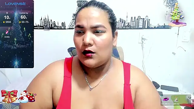 Snapshot of Angiiee_bbw chatting on 12/29/24, 06:03 Angiiee bbw online show from 12/29/24, 06:03