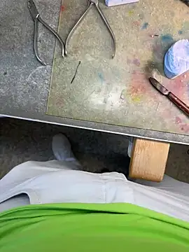 Snapshot of kareem0010 chatting on 02/25/25, 02:00 kareem0010 online show from 02/25/25, 02:00