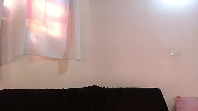 maraa lee online show from 10/10/25, 02:49