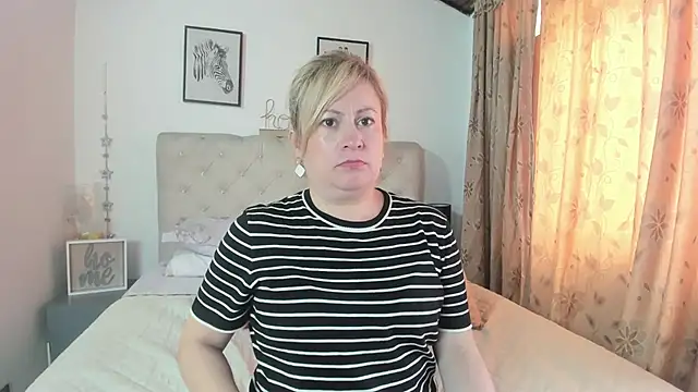 MonyCassius online show from 02/18/25, 03:43