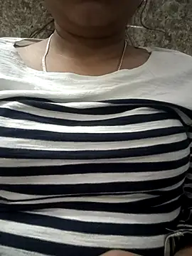 NishaSharma00 online show from 11/16/25, 03:28