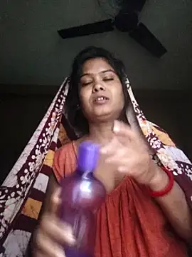 Snapshot of yoursweety09 chatting on 01/16/25, 03:34 yoursweety09 online show from 01/16/25, 03:34